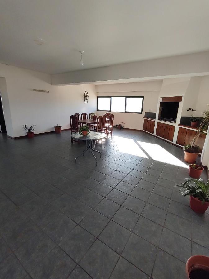 Departamento En Microcentro Con Cochera Salta Luaran gambar